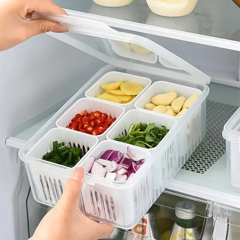 Clear refrigerator storage box with 4 and 6 grid options, ideal for organizing fruits, vegetables, and meats.